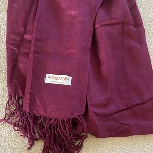 Pashmina scarf size 69x25 in burgundy